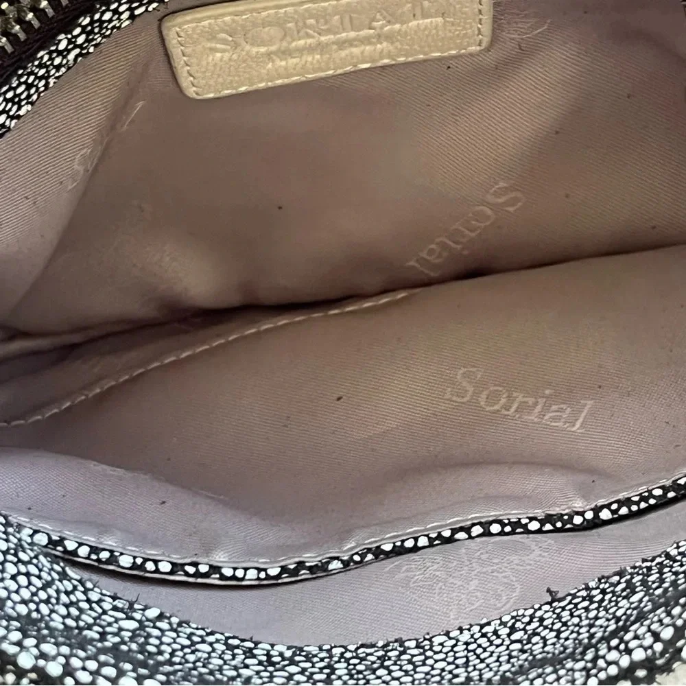 Sorial Black and White Pebbled/Dot Shimmer Crossbody Silver Chain Strap - Picture 8 of 13